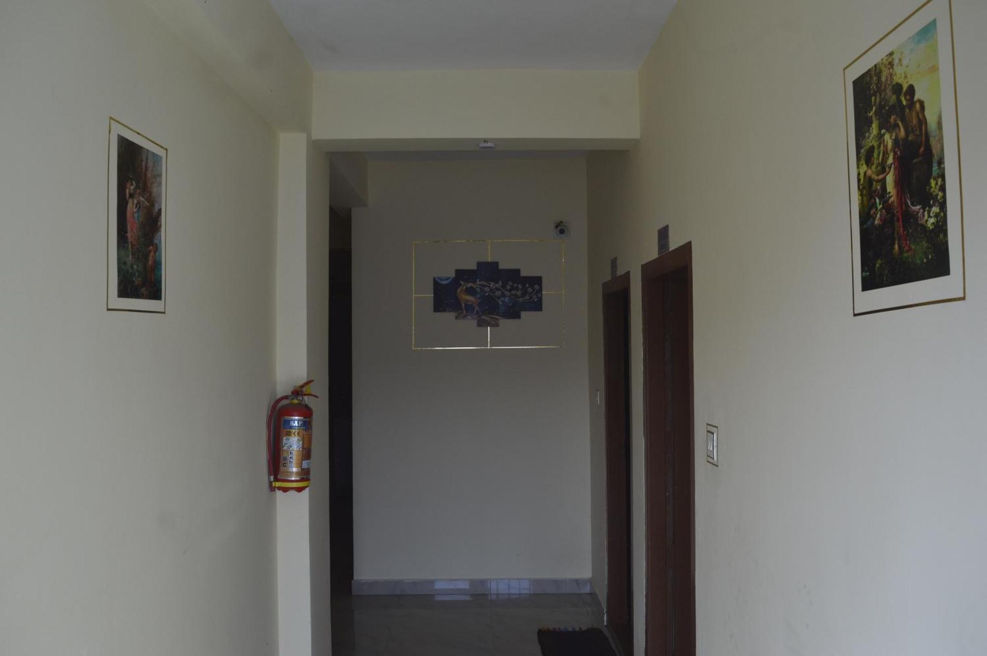 Green Castle Residency Nedumkandam Buitenkant foto